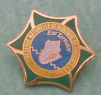 pins21.jpg pins21.jpg