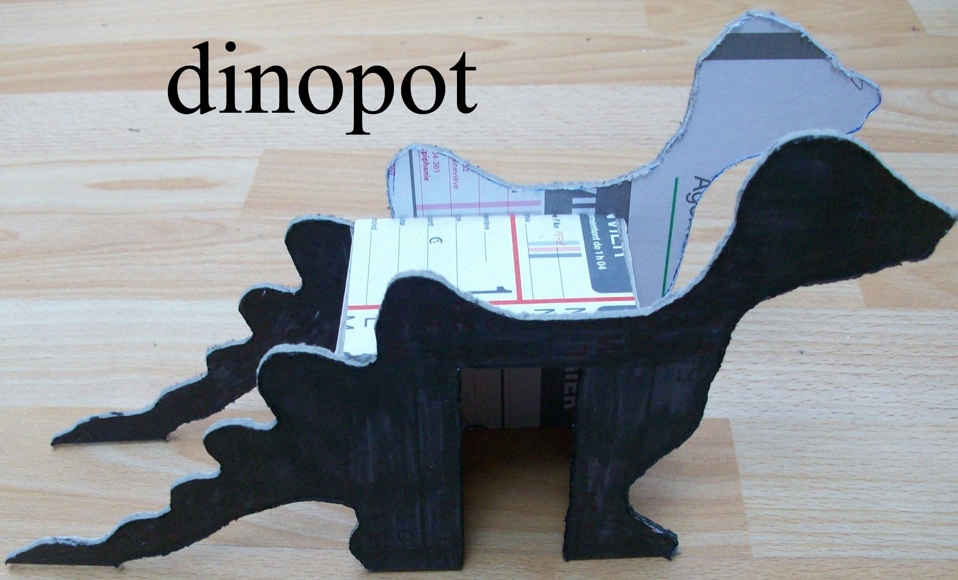 dinopot.jpg